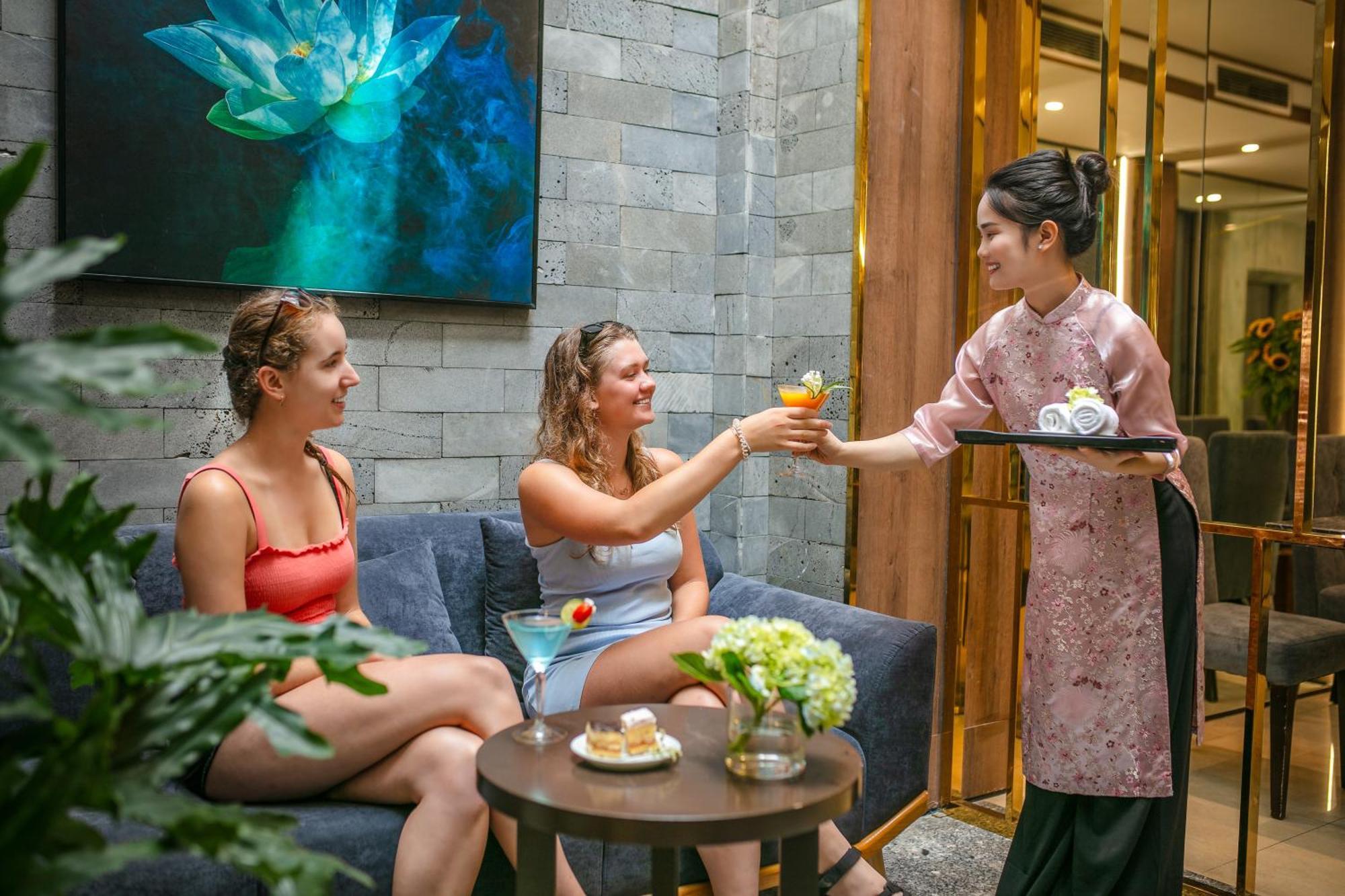 Hanoi La Palm Premier Hotel & Spa Hanói Exterior foto